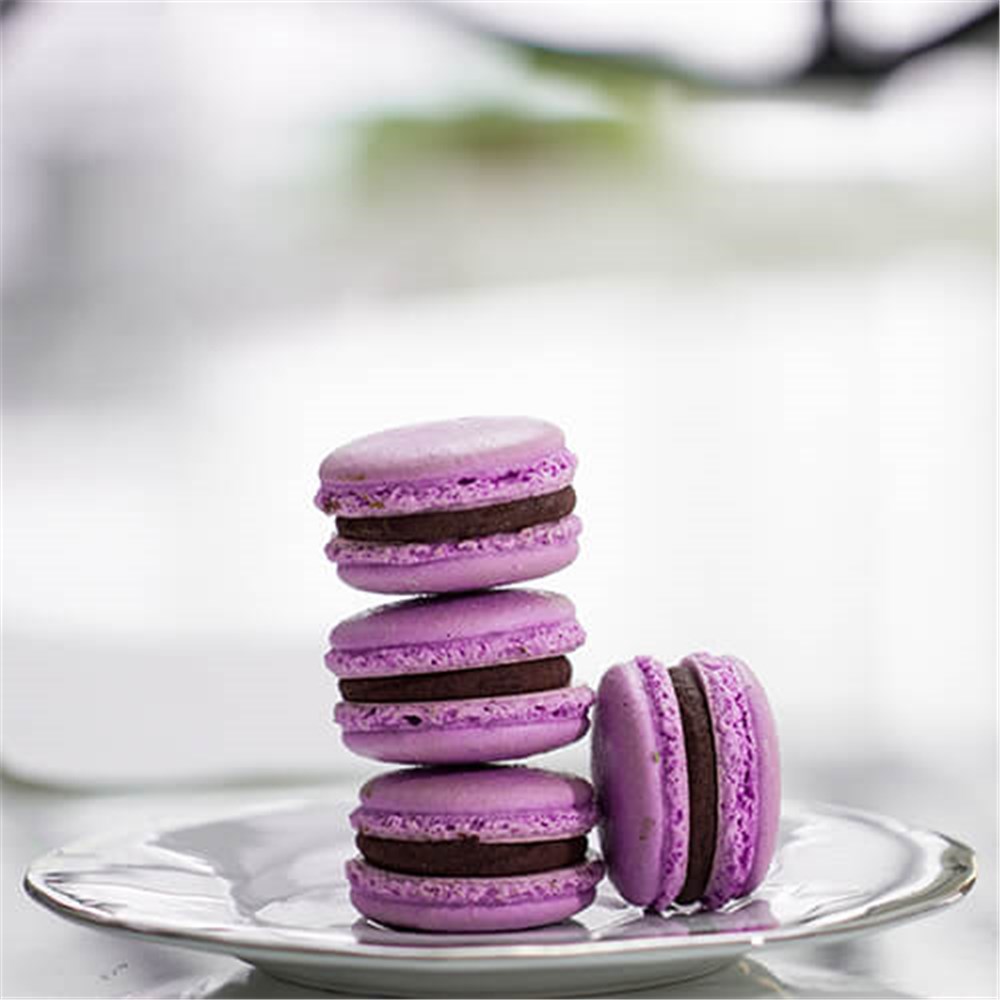 Frozen Macaron Blackcurrant 35pcs